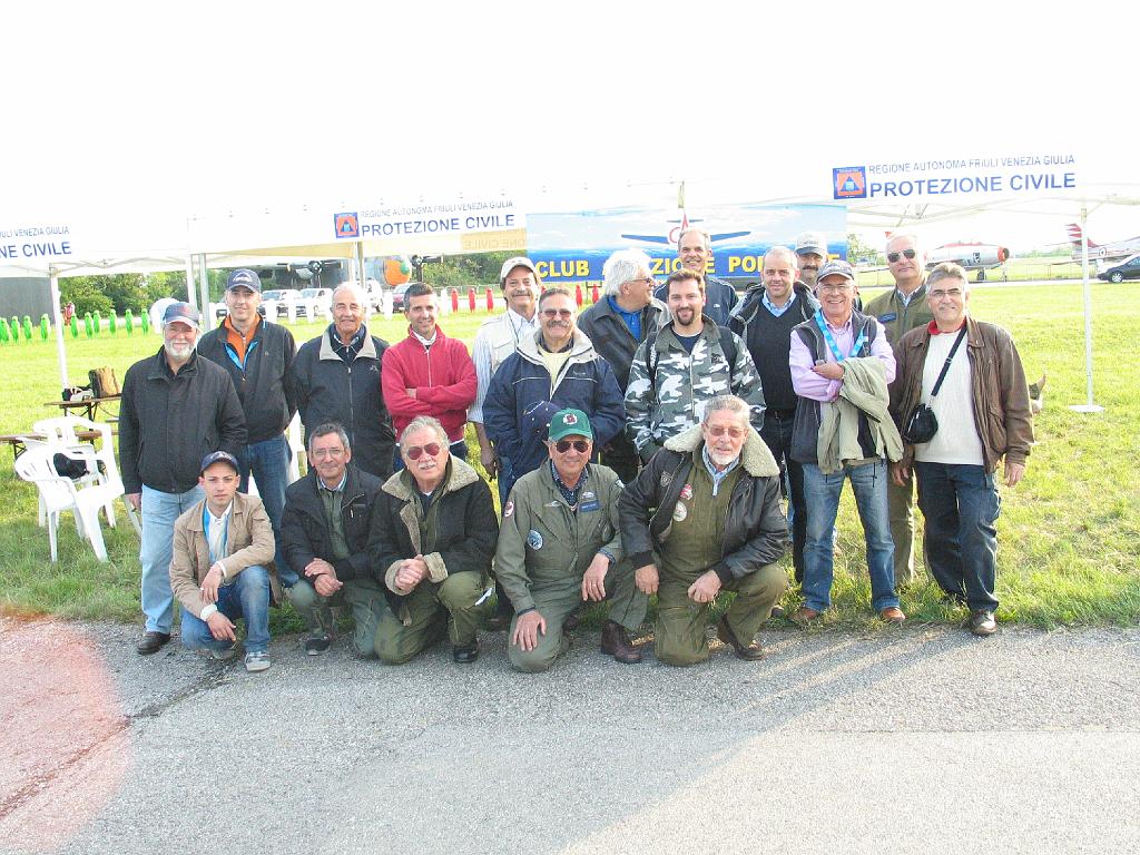 Il gruppo di amici quasi tutti arrivati in volo.jpg